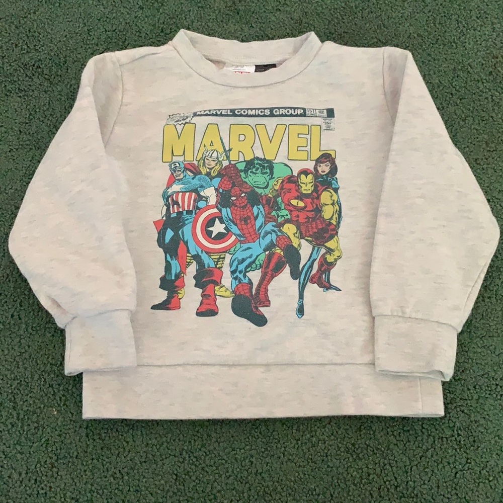 Marvel avengers heather cream sweatshirt 4T